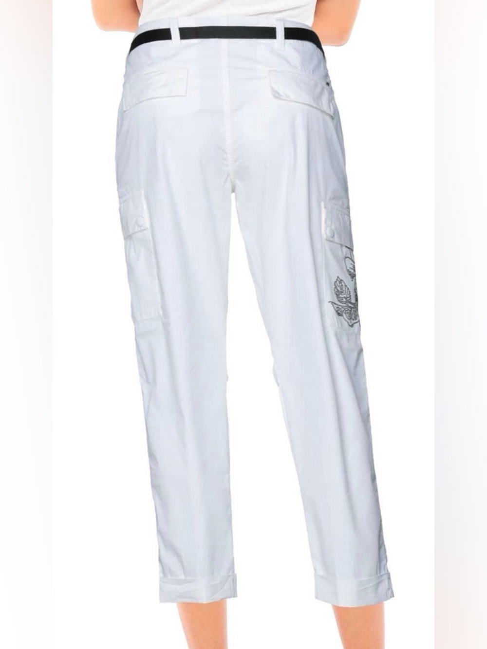 NWOT Mason White Straight-Leg Cargo Pants with Floral black rhinestones